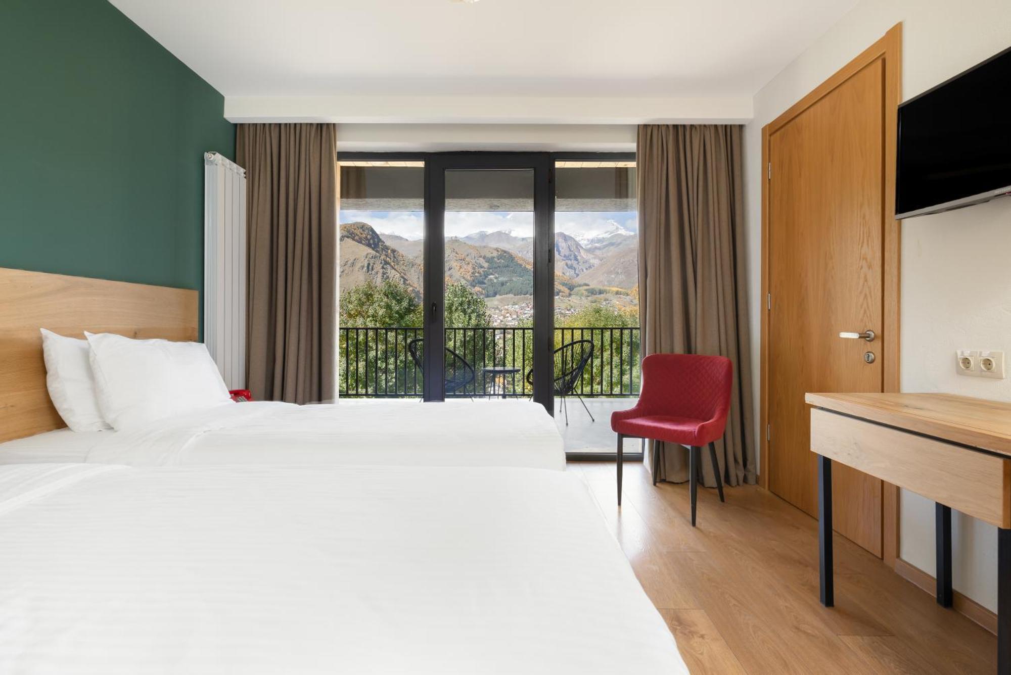 Intourist Kazbegi Hotell Eksteriør bilde